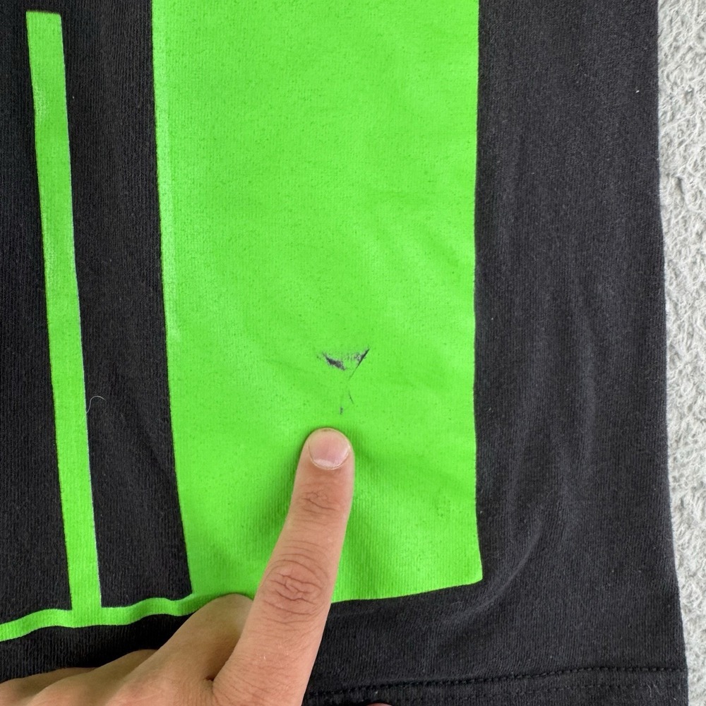 The Punisher Shirt Small Marvel Comics Green Mad Engine Green Short‎ Sleeve Y2K - Picture 2 of 10
